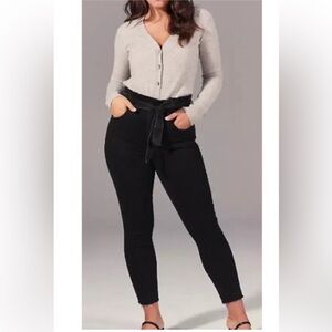 Abercrombie Black Ultra High Rise Skinny Ankle size 26 short w/ paper bag waist